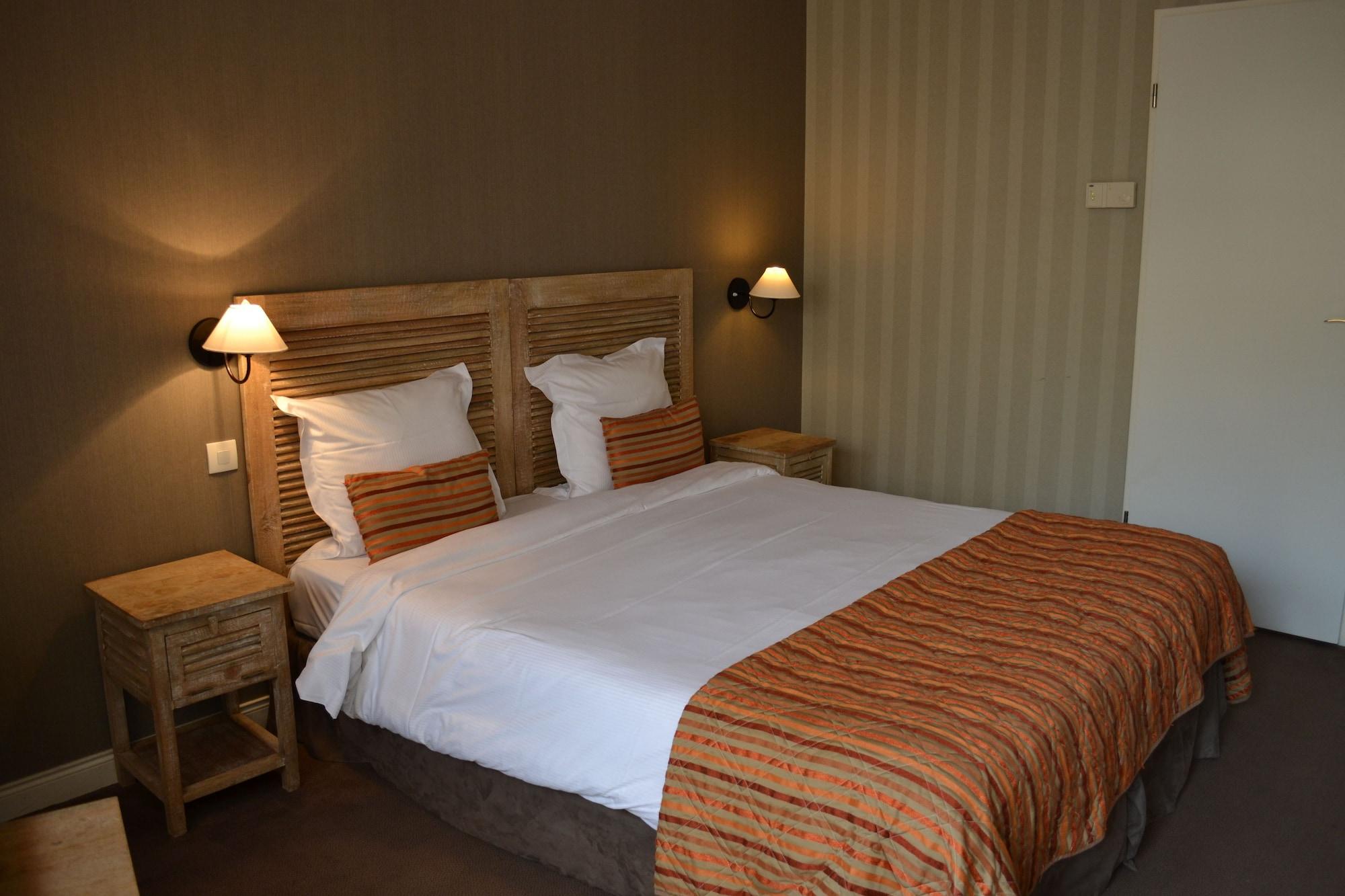 Almoria Hotel & Spa โดวีลล์ ภายนอก รูปภาพ