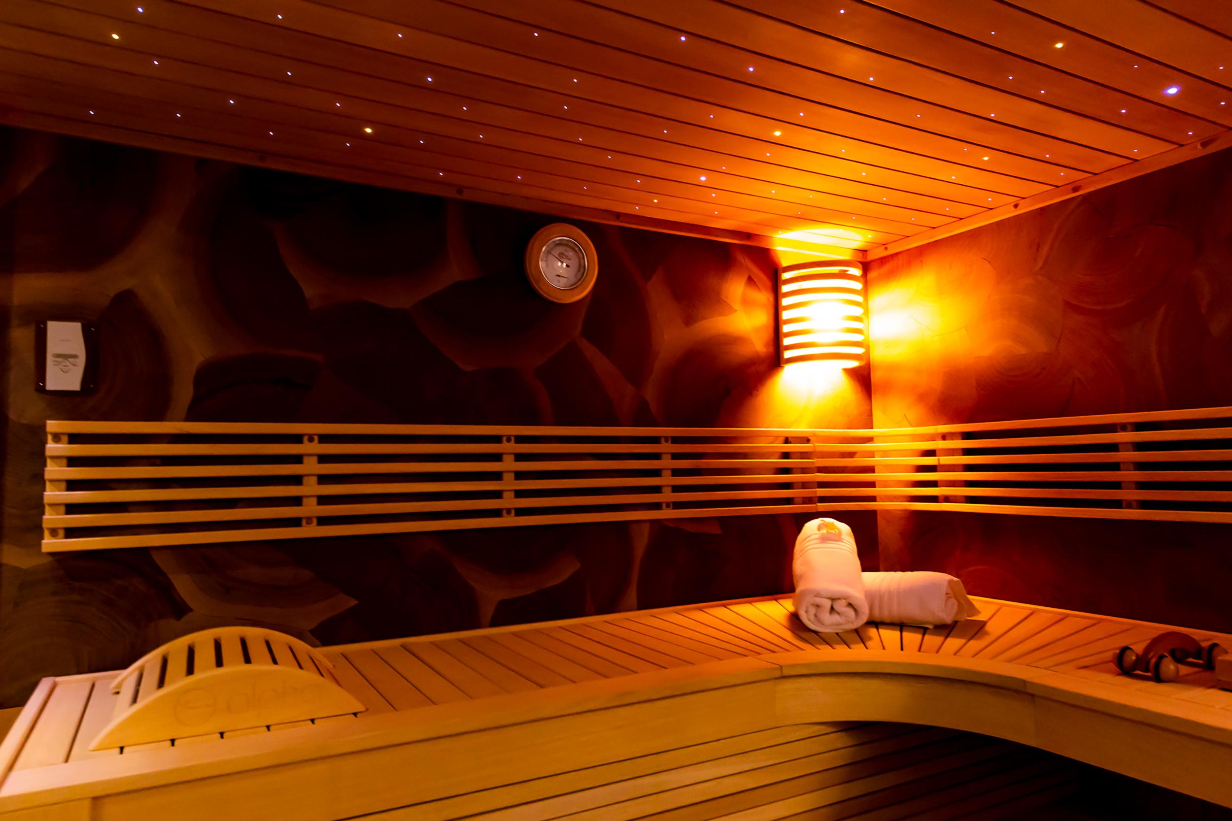 Almoria Hotel & Spa โดวีลล์ ภายนอก รูปภาพ