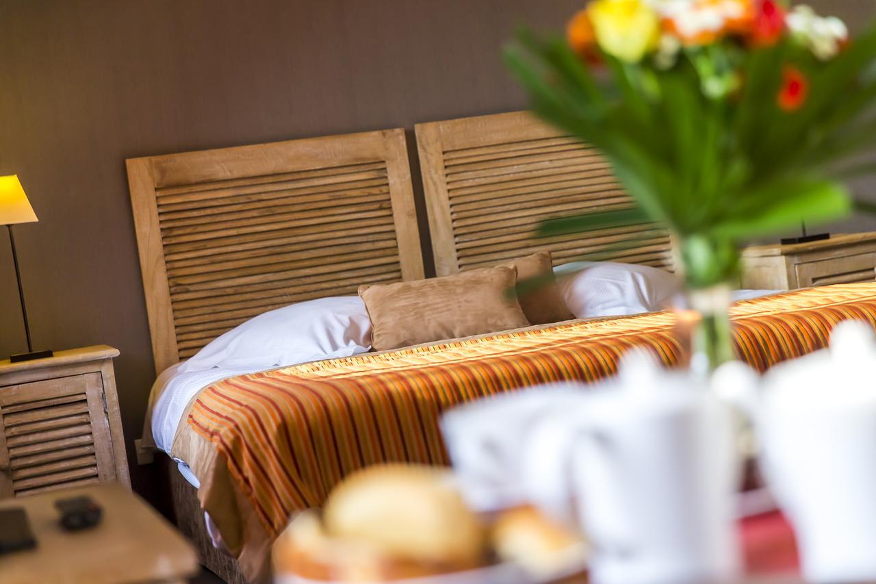 Almoria Hotel & Spa โดวีลล์ ภายนอก รูปภาพ